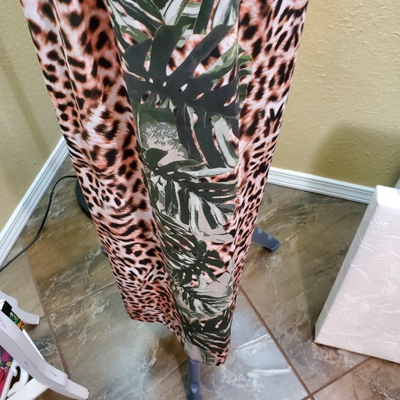 Guess Palm & Leopard Print Terry Pants sz 31 *Nwt* - Picture 4 of 16